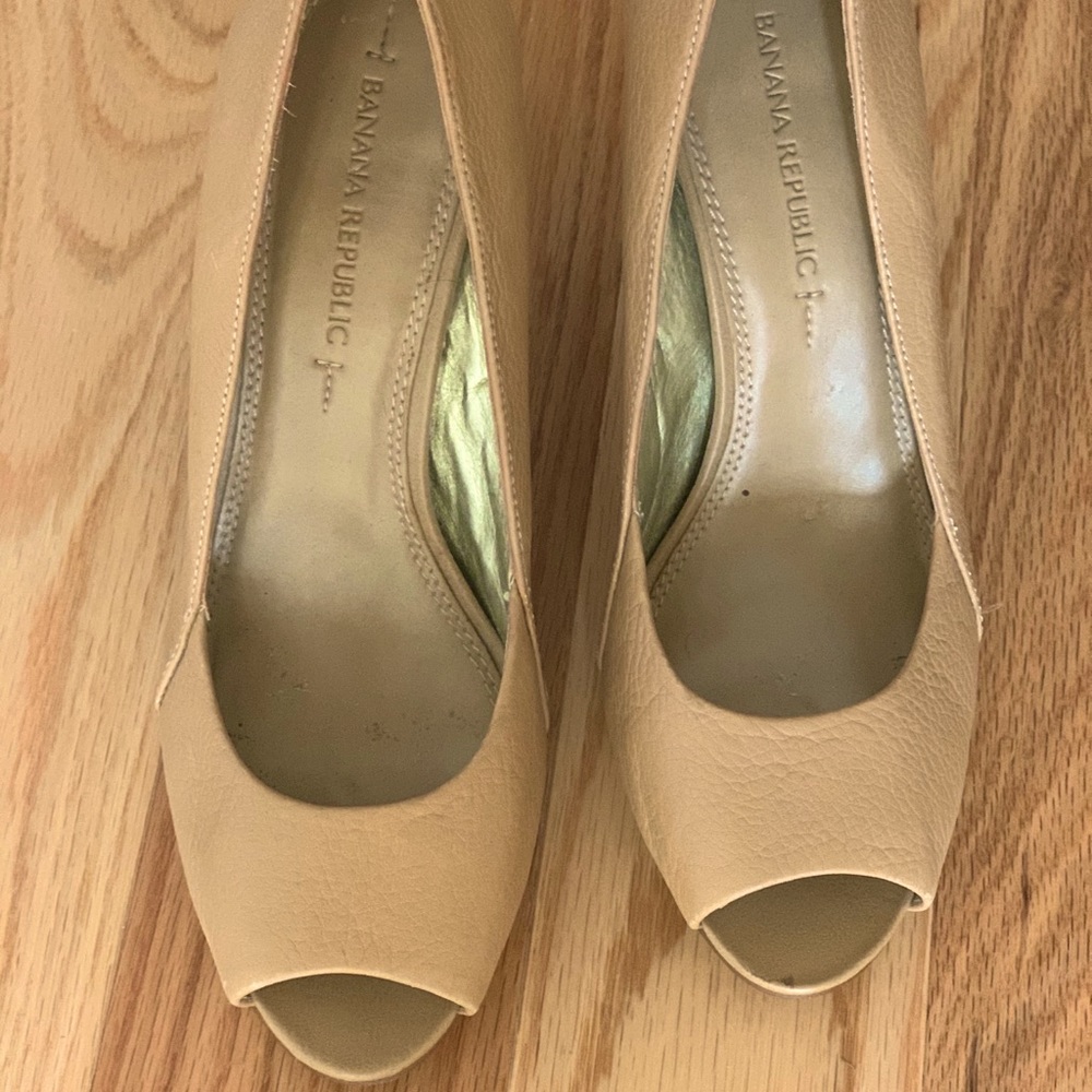 Banana Republic Open Toe Heels